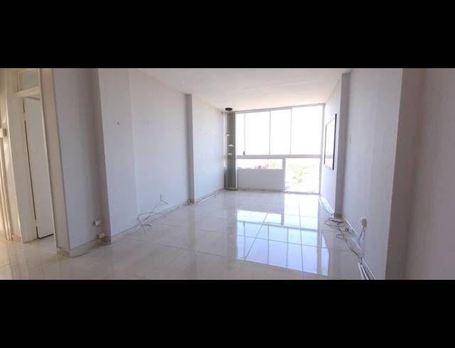 2 BEDROOM APARTMENT FOR SALE IN ESSENWOOD